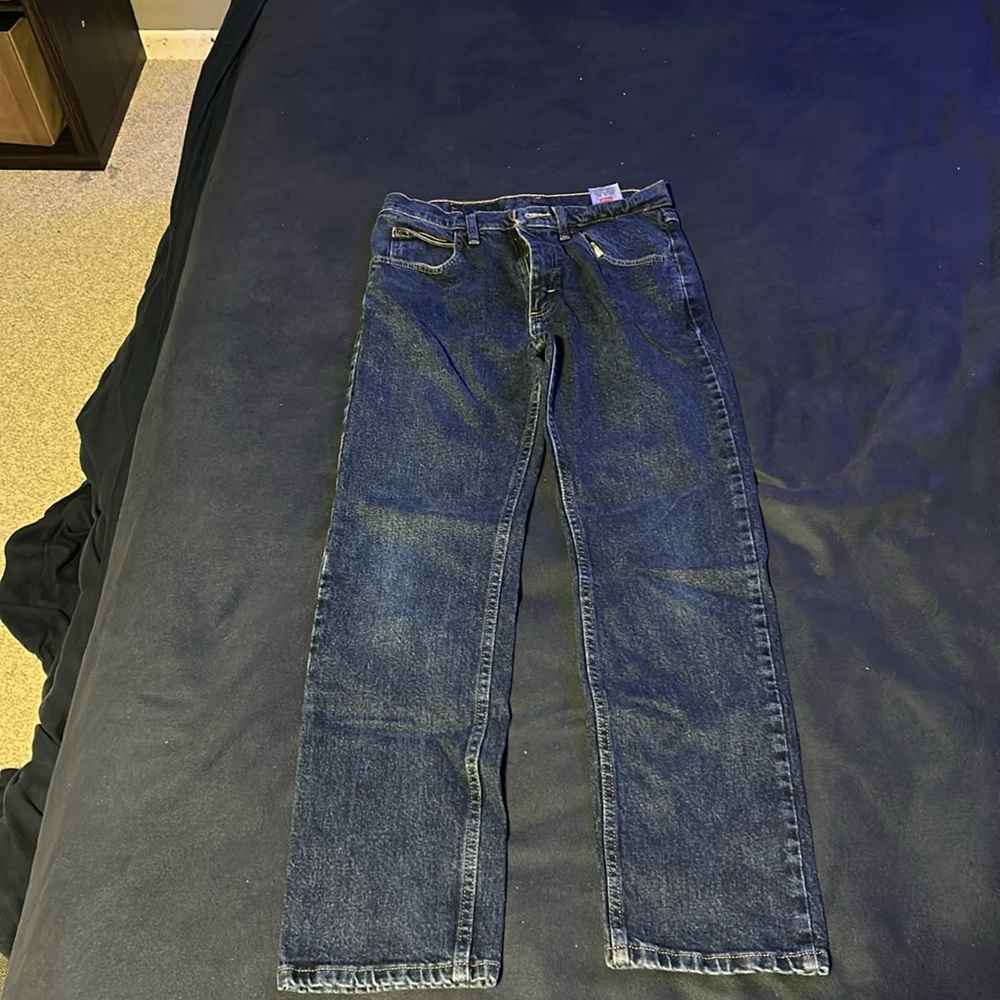 Men’s dark navy blue wrangler jeans size 29 x 30